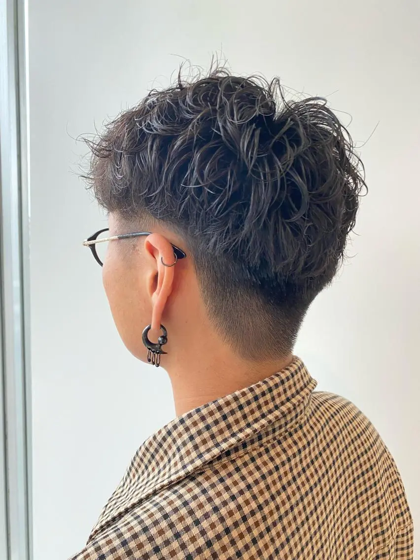 ショート パーマ ノザキ リョウスケのヘアスタイル