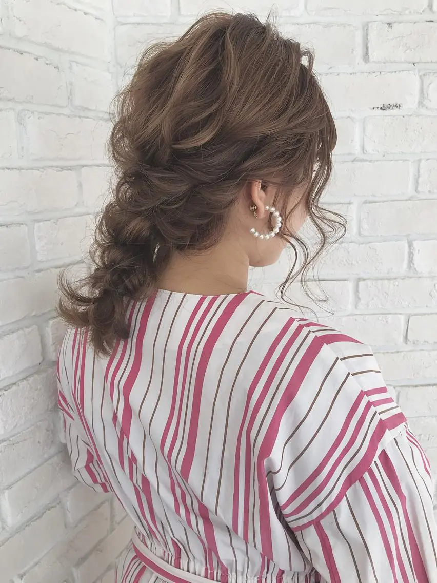ヘアアレンジ あやかショート 白髪ぼかしのヘアスタイル