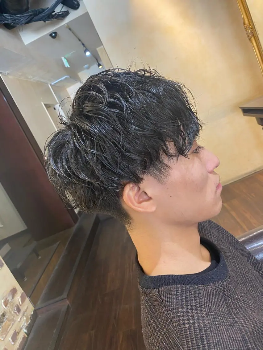 パーマ メンズ メンズパーマ スパイラルパーマ 大阪メンズヘアのプロ 高橋 直希のヘアスタイル