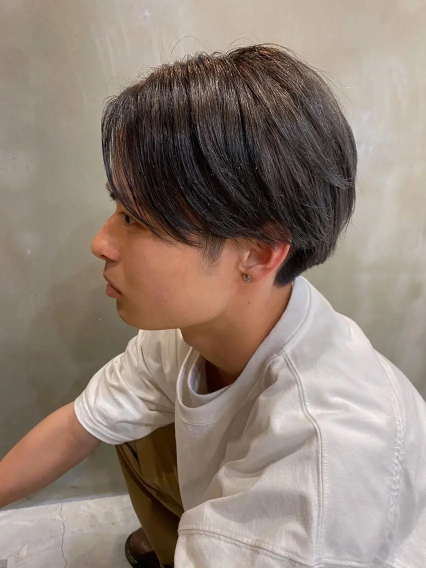 カラー アッシュ ブリーチ 透明感カラー シルバー シルバーアッシュ カット chiho🌛ボブ /髪質改善カラー🫧のヘアスタイル