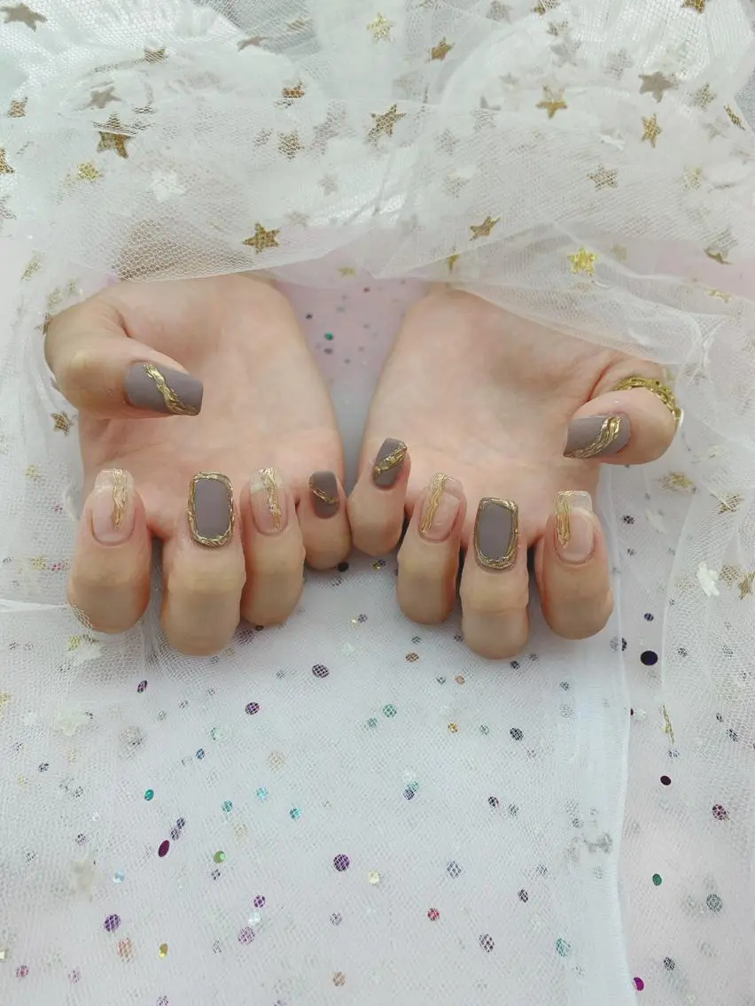 ネイル 🦋ネイルサロン ブラン🌈ゆりのネイルデザイン