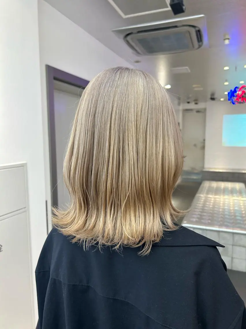 ロング ボブ 外国人風カラー 髪質改善 レイヤーカット カット ヘアカラー トリートメント MiRI💜地毛級 エクステ✖似合わせ技のヘアスタイル