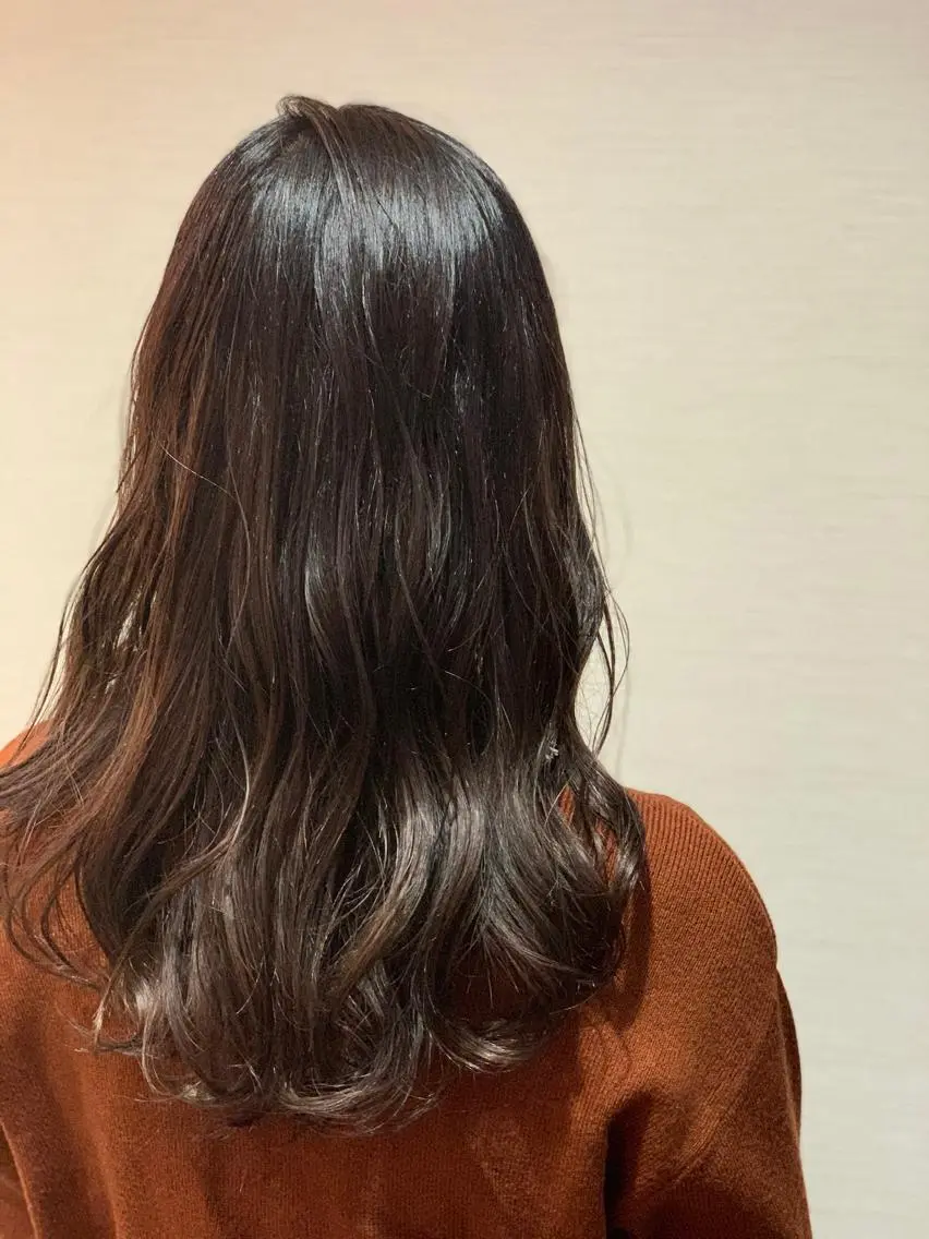セミロング カラー 蓮見友里 PiSTA／portのヘアスタイル