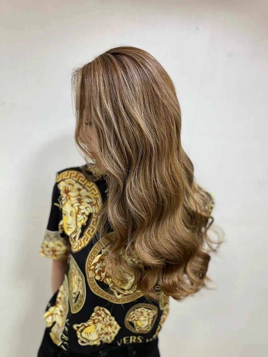 セミロング カラー パーマ ヘアアレンジ メンズ キッズ ネイル マツエク・マツパ アイブロウ 🧡可愛い色落ち🧡 ハイトーン特化🧡のヘアスタイル