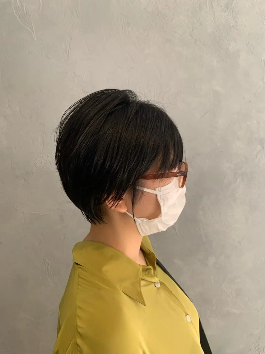 ショート 美髪ストレート AOYAGIのヘアスタイル