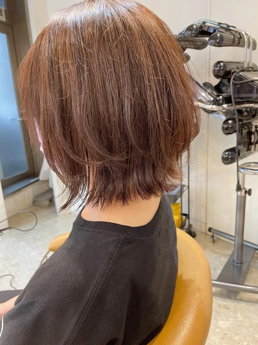 ミディアム カラー ボブ くびれヘア くせ毛 瀬川 雄太のヘアスタイル