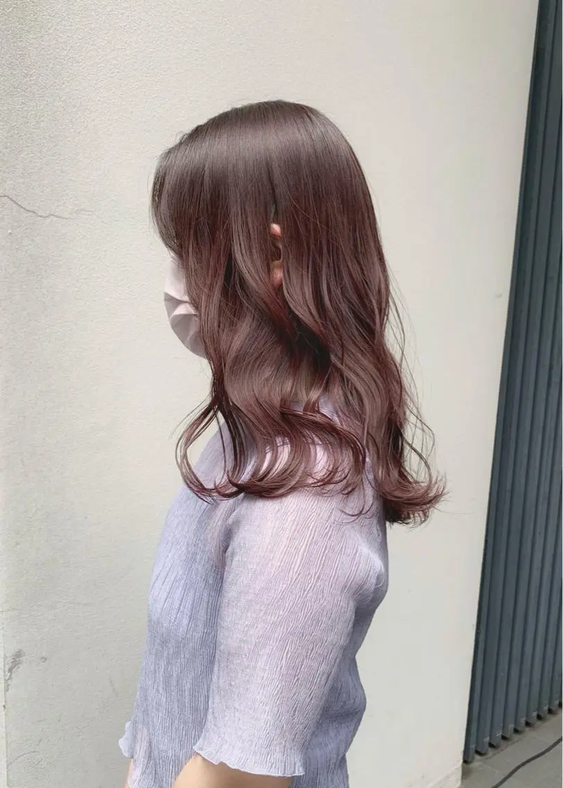 ミディアム カラー ブラウンカラー ピンクカラー ピンクブラウン カット ヘアカラー トリートメント 矢野 晃平のヘアスタイル