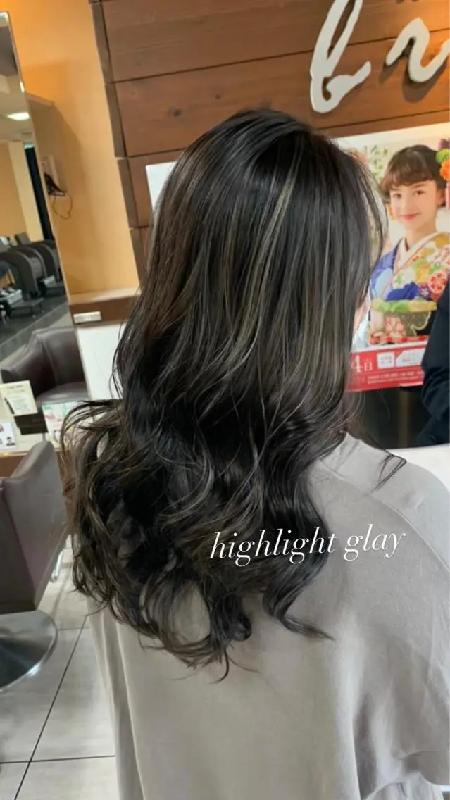 ロング レイヤー/艶髪カラー 森本くるみのヘアスタイル