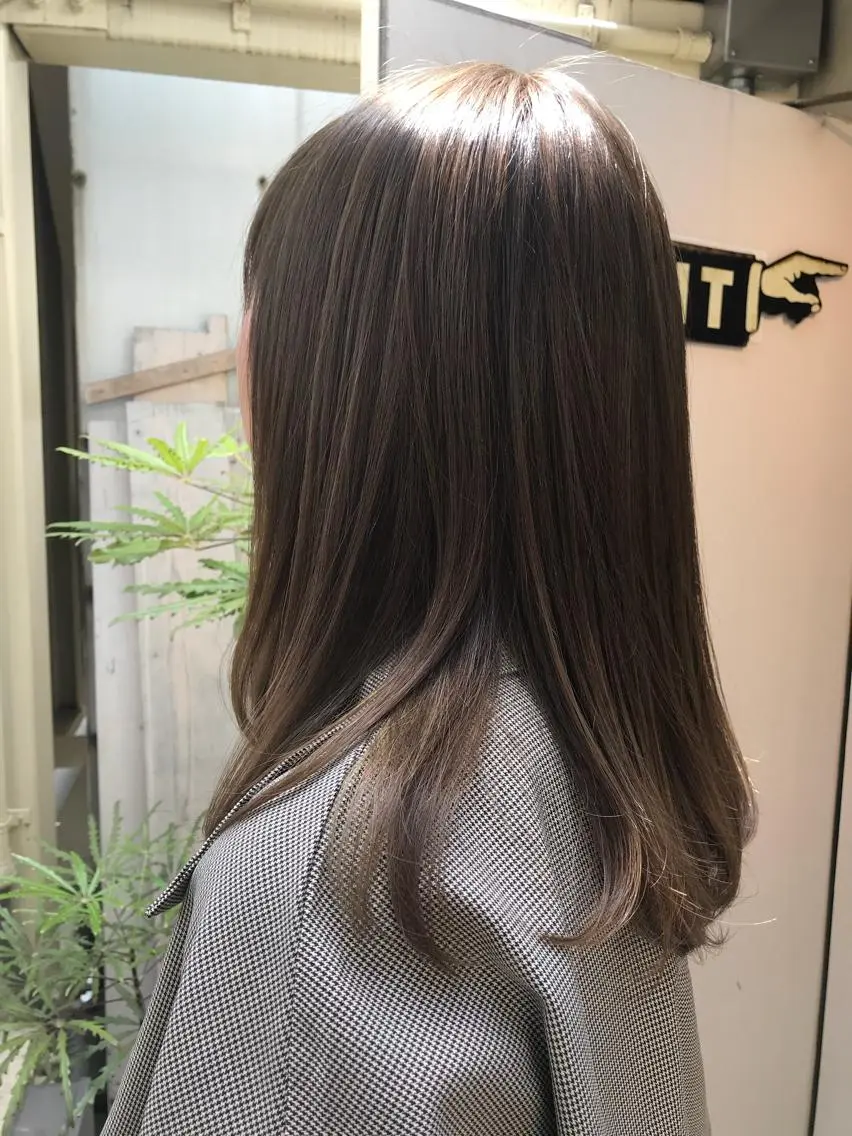 セミロング カラー トリートメント 髪質改善カラー/艶髪 LISAのヘアスタイル