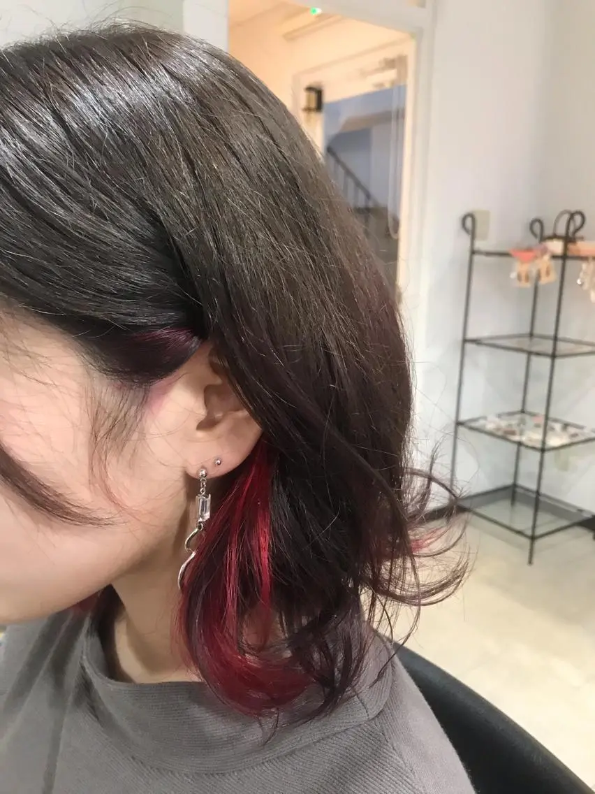 ショート カラー レッドカラー ヘアカラー 長谷川 誠志のヘアスタイル