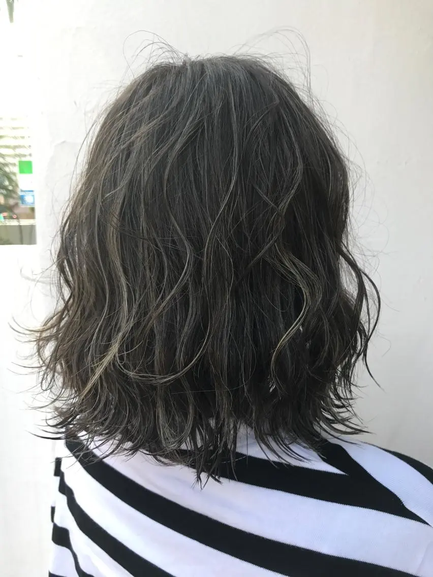 ミディアム カラー ハイライトカラー ハイライト メンズカット特化柏駅 徒歩3分LOUのヘアスタイル