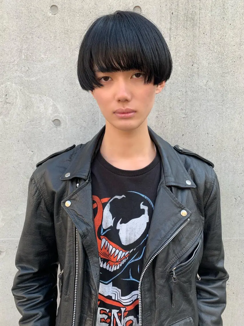 ショート メンズ マッシュ カット ウルフ、レイヤー 、メンズカットSHOのヘアスタイル