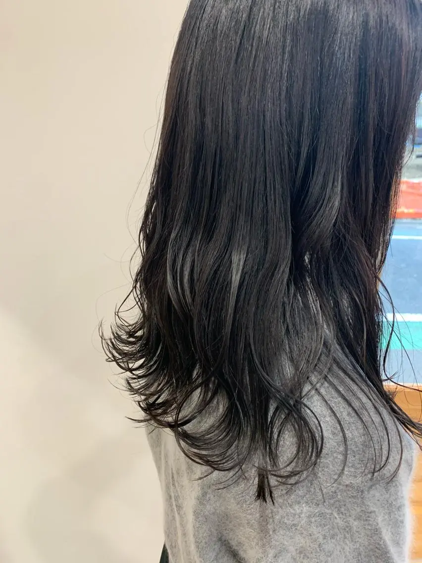 セミロング カラー 名駅🦢大人艶カラー 🪽カミヤアカネのヘアスタイル