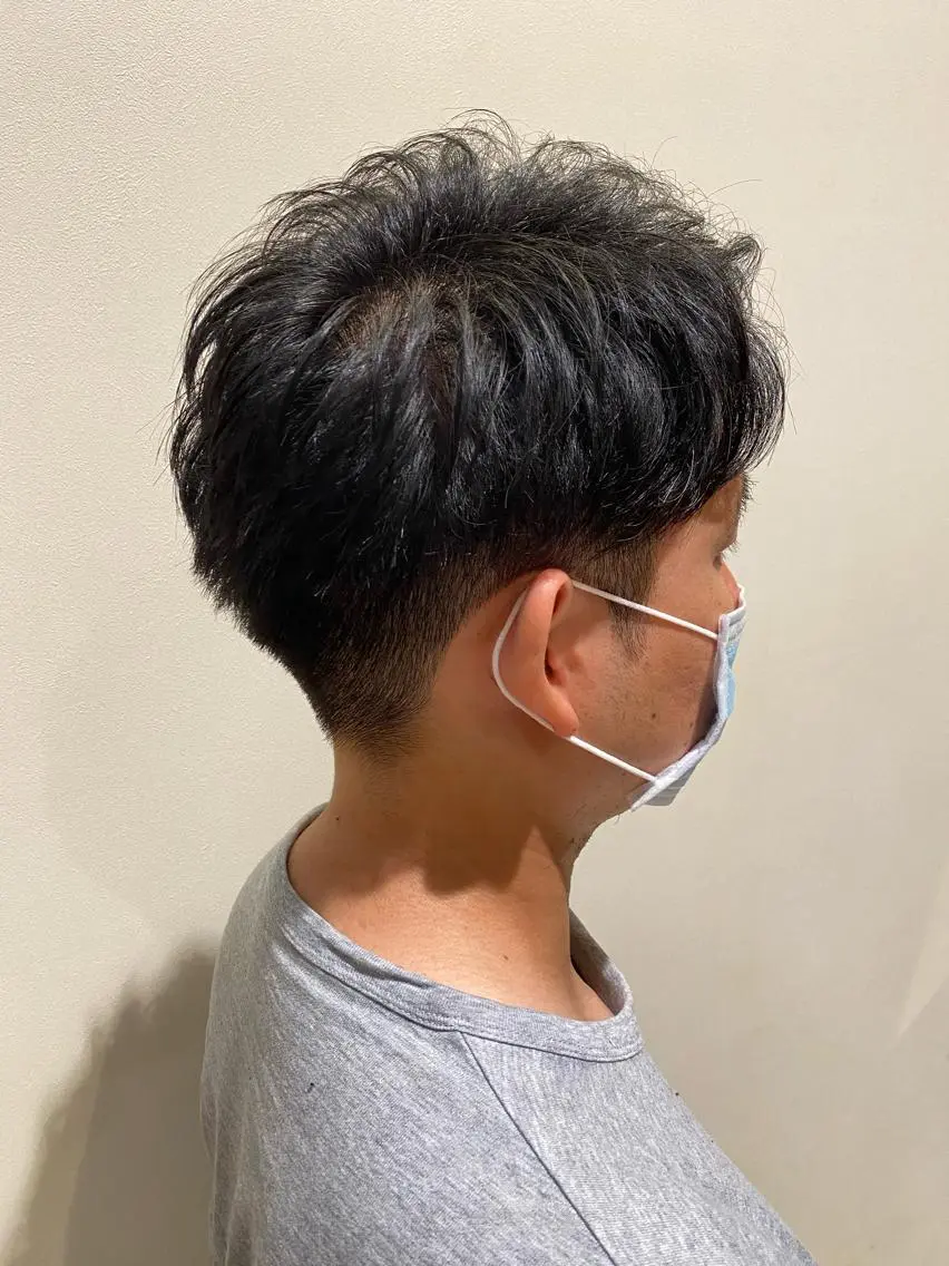 ショート メンズ アップバング ショートヘア 依田悠人 🌟メンズカット特化のヘアスタイル