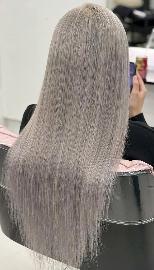 カラー ロング Rover 名古屋のヘアスタイル