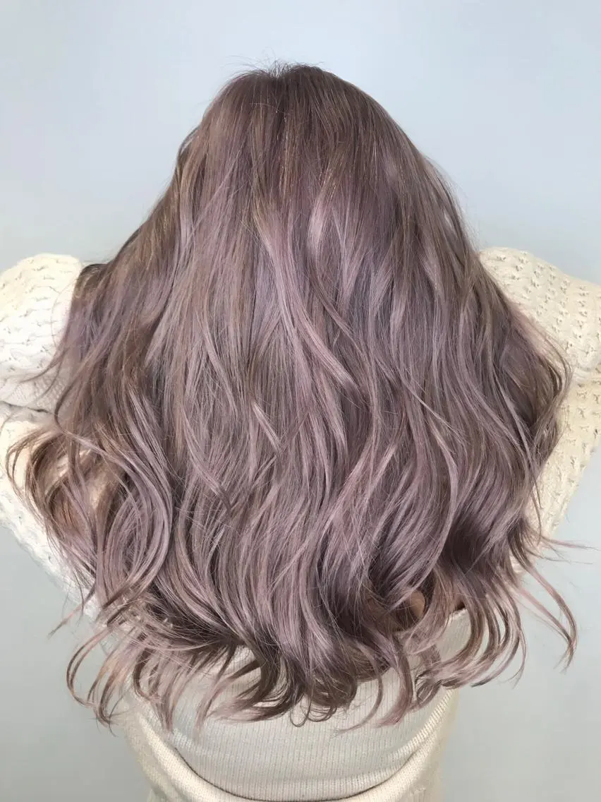 セミロング 森本 笑のヘアスタイル