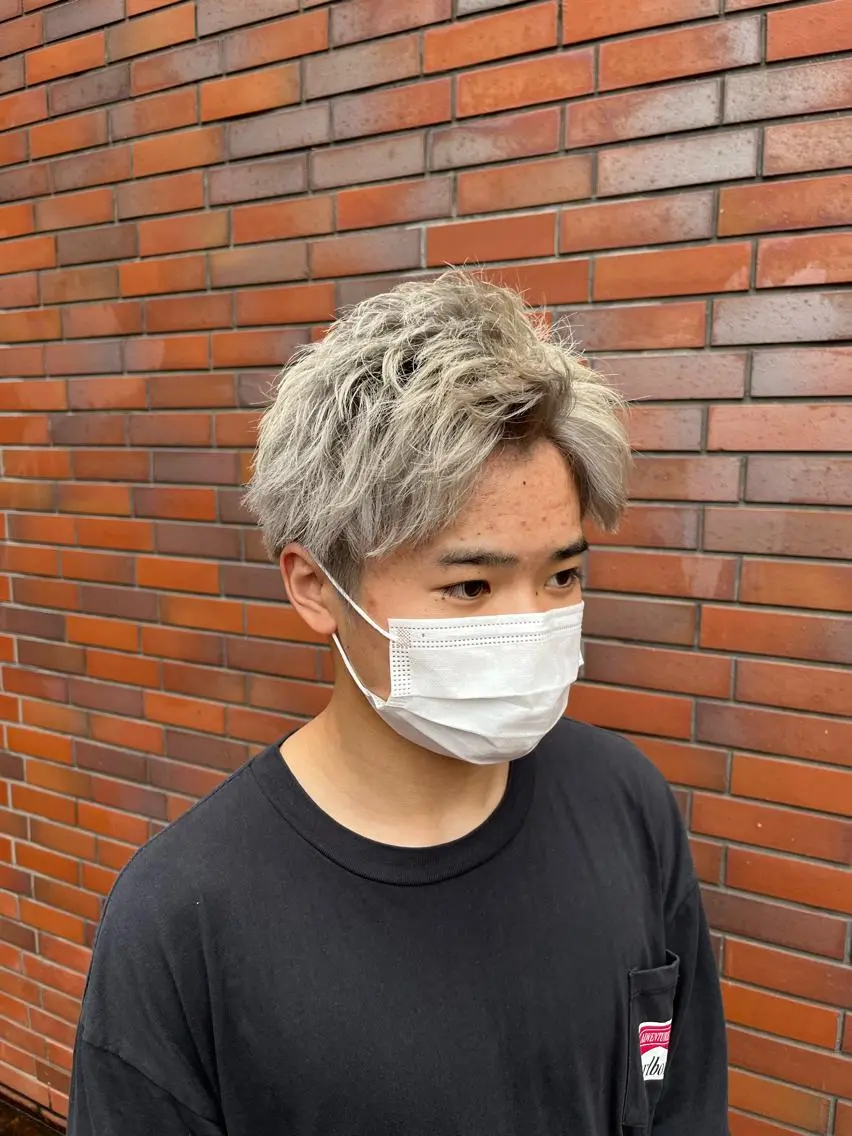 ミディアム メンズ とおやま レオのヘアスタイル