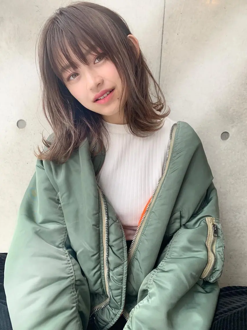 セミロング 🪞THEATER 表参道店🩰のヘアスタイル