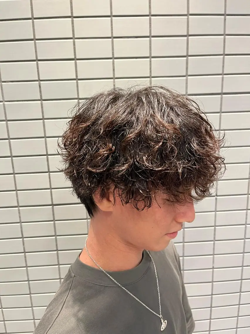 ミディアム パーマ メンズ カット パーマ トリートメント ヘアセット 🏆メンズヘア特化 🥇代表りんぺーのヘアスタイル