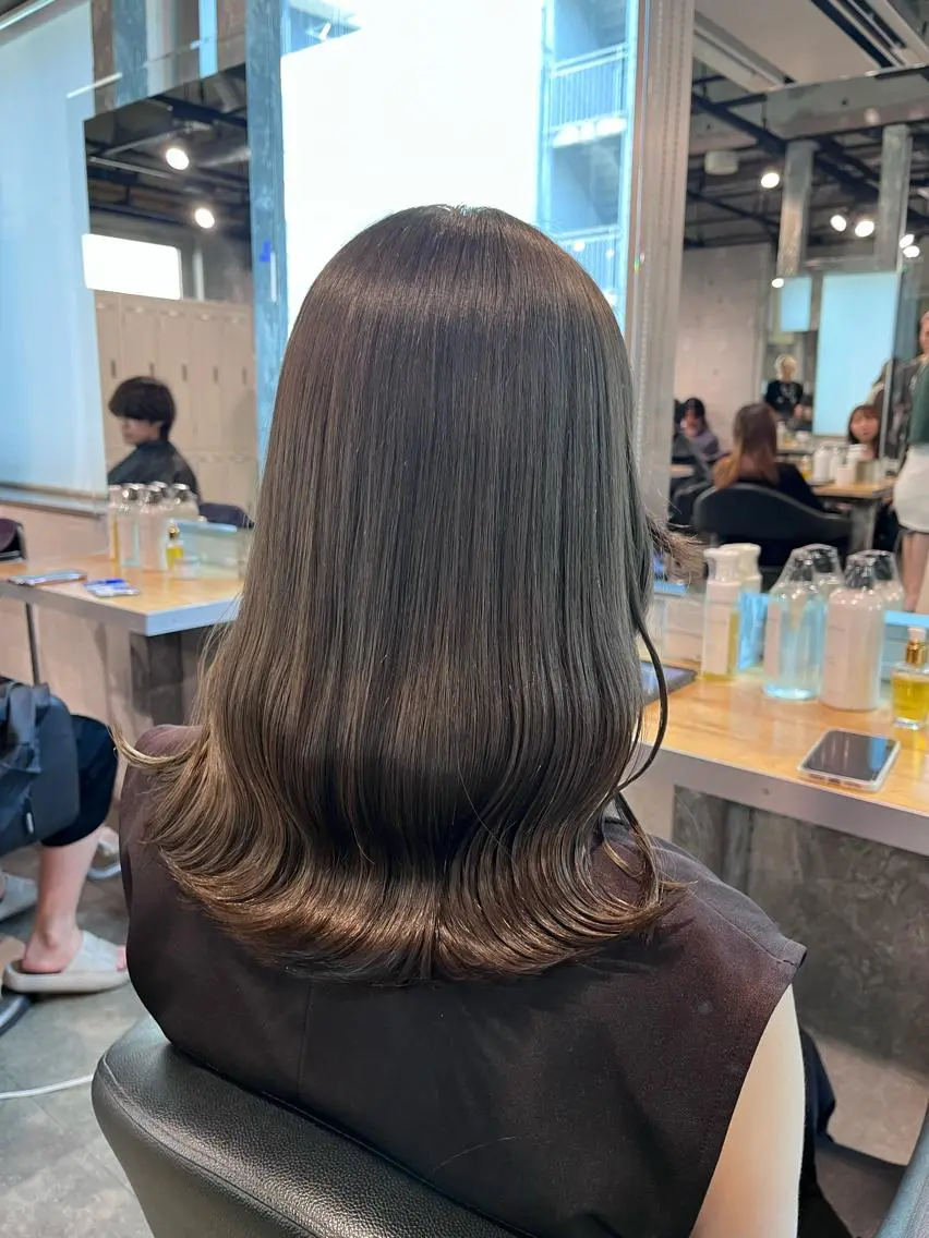 ロング ヘアカラー トリートメント ヘッドスパ ヘアセット 🪞透明感カラー🫧 縮毛矯正🥇かずきのヘアスタイル