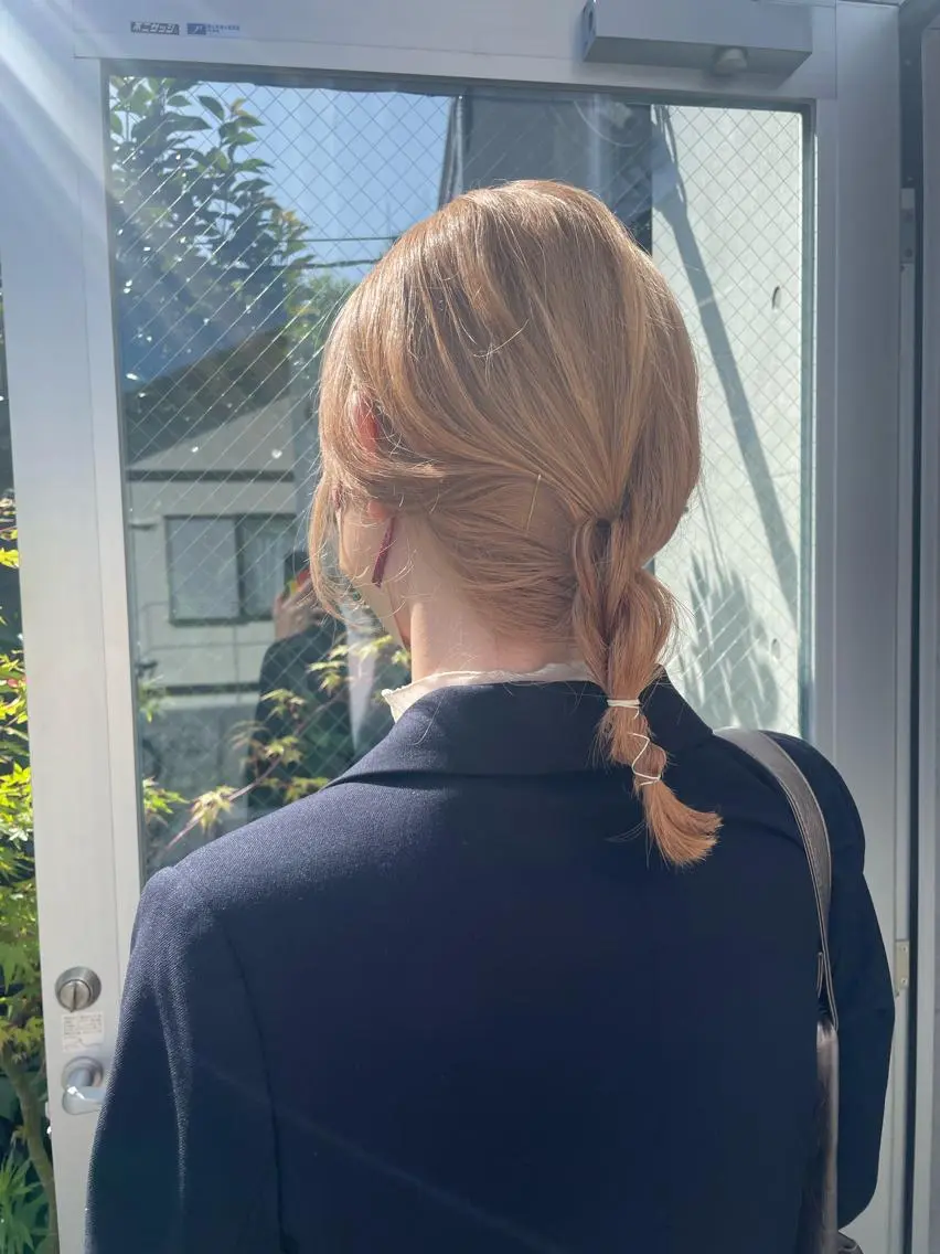 ミディアム カラー カット ヘアカラー トリートメント 佐伯 和佳のヘアスタイル