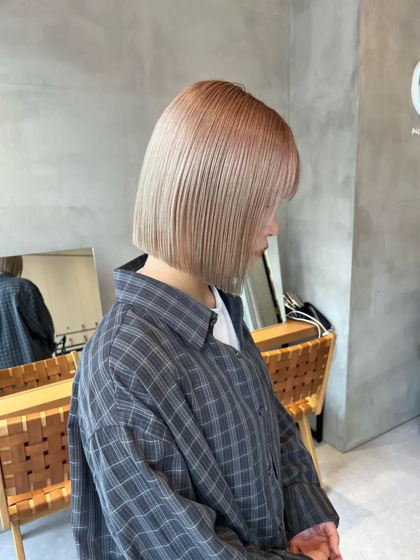ミディアム カット ヘアカラー トリートメント 縮毛矯正ボブ&顔まわ レイヤー♡TOMOEのヘアスタイル