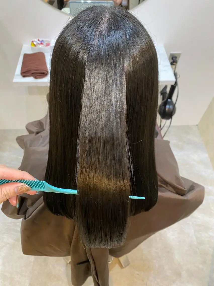 ロング カット ヘアカラー トリートメント 【髪質改善　艶髪】 布川　莉穂のヘアスタイル