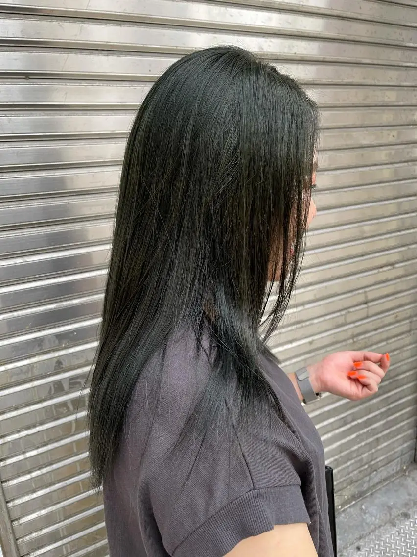 カラー ハナ💎中韓/艶髪 ハイトーン/エクステのヘアスタイル