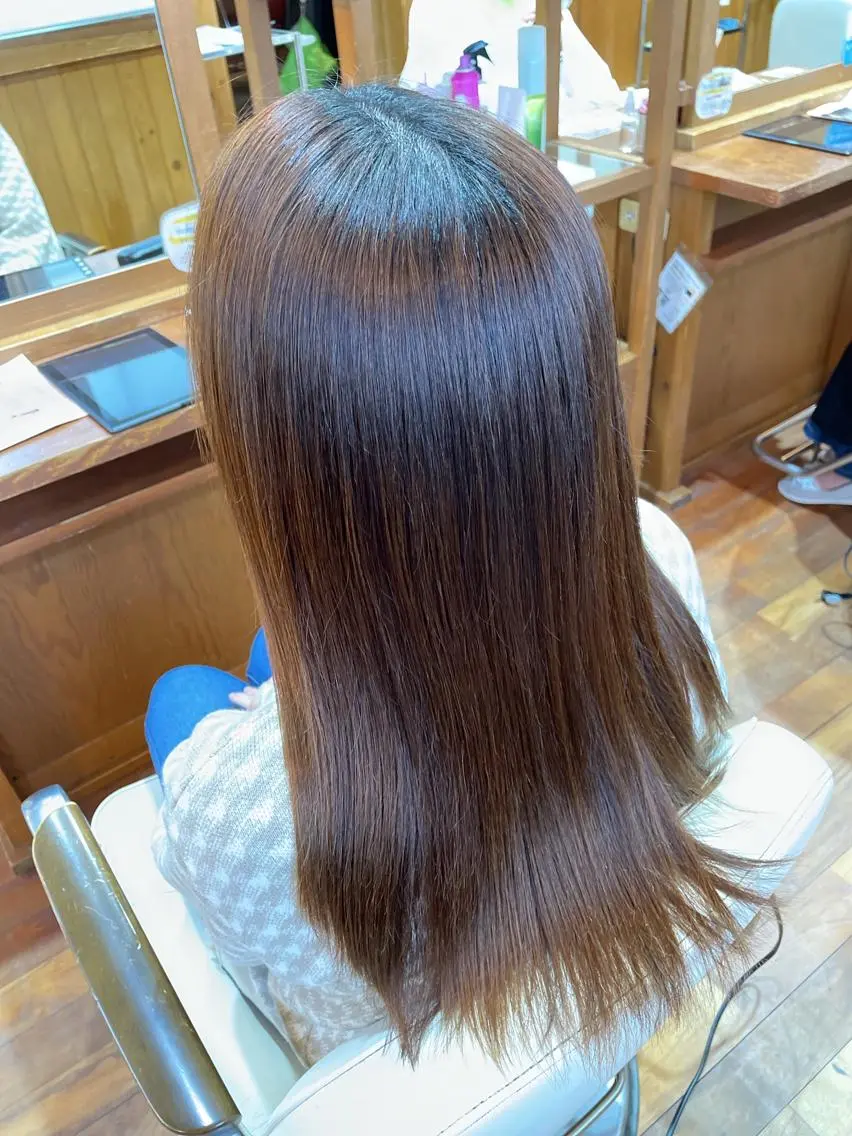 ロング カラー 髪質改善 カット ヘアカラー トリートメント 岩井 佑城のヘアスタイル
