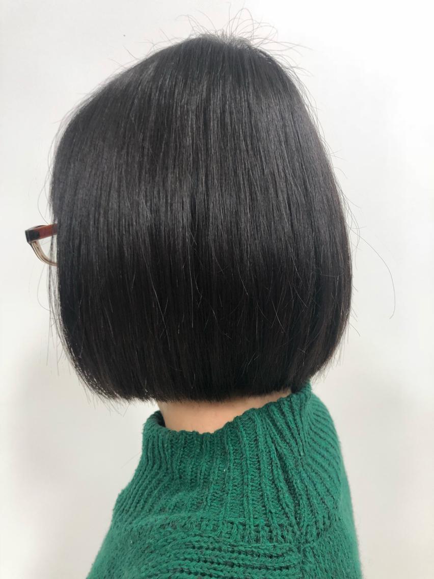 ミディアム カット ヘアカラー 横地 凌のヘアスタイル