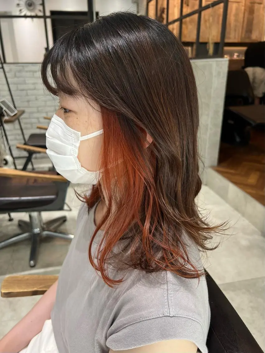 ミディアム カラー インナーカラー オレンジ ヘアカラー 🌿ニュアンス/髪質 改善🌿Fukudaのヘアスタイル