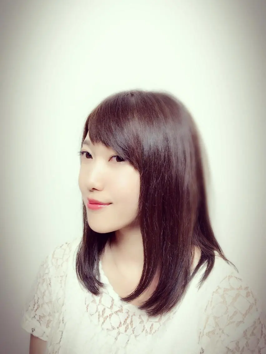 ロング カラー ラベンダーカラー 安藤 沙妃のヘアスタイル