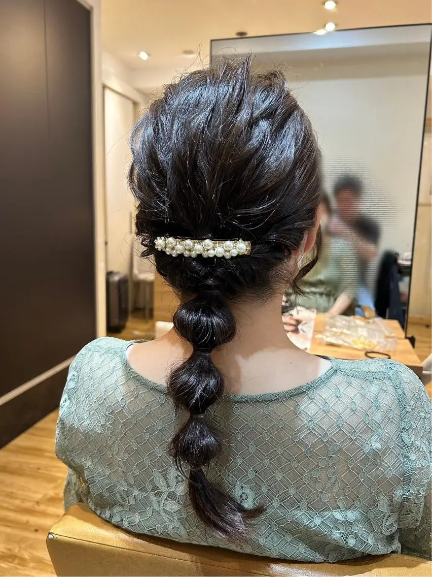 セミロング ヘアアレンジ 🌿アロマヘアルーム 池袋店✂︎のヘアスタイル