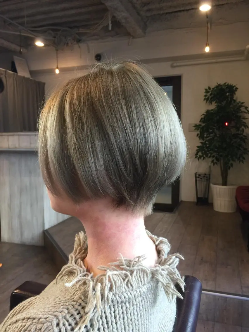 ショート カラー 透明感カラー 美髪・艶髪特化美容師 RYOJIのヘアスタイル