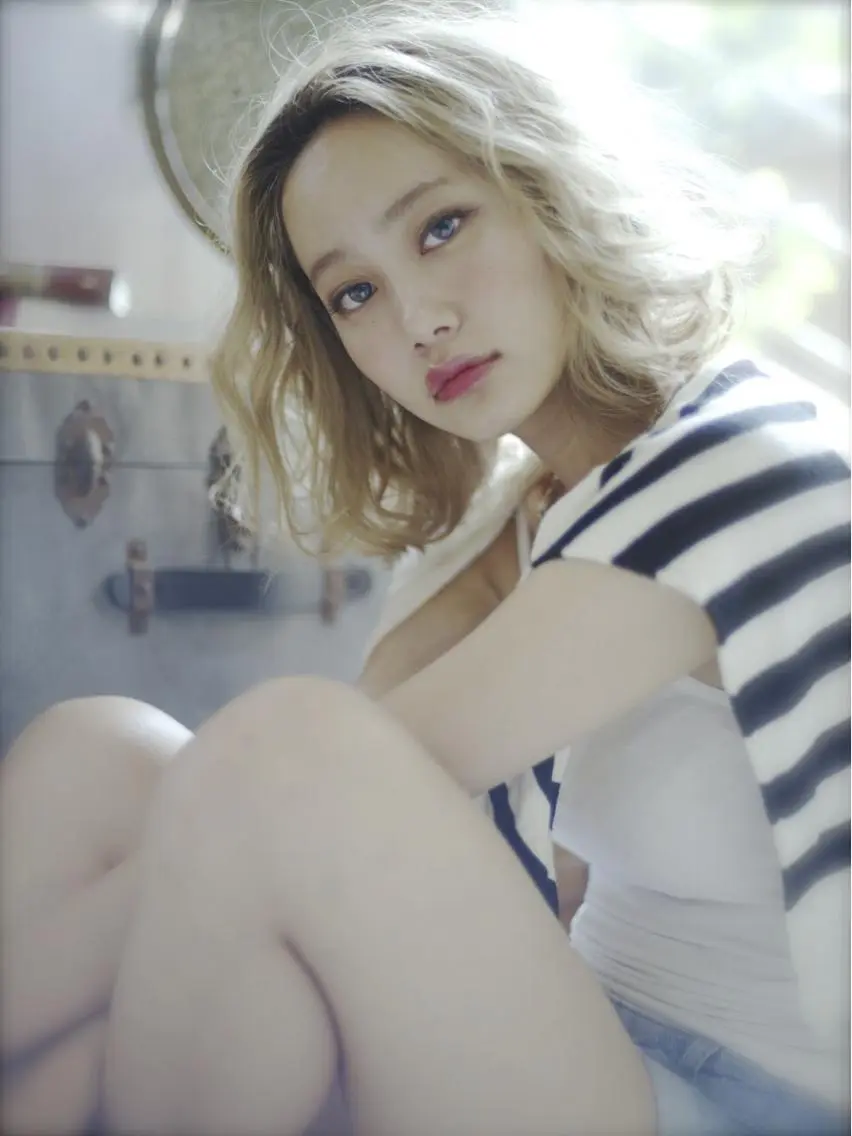 ミディアム セミロング カラー ryota .のヘアスタイル