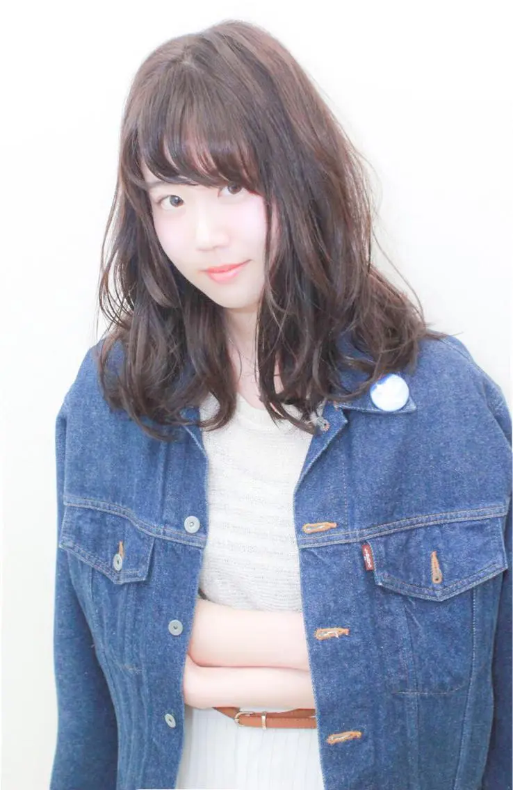 セミロング 伊藤 裕貴のヘアスタイル
