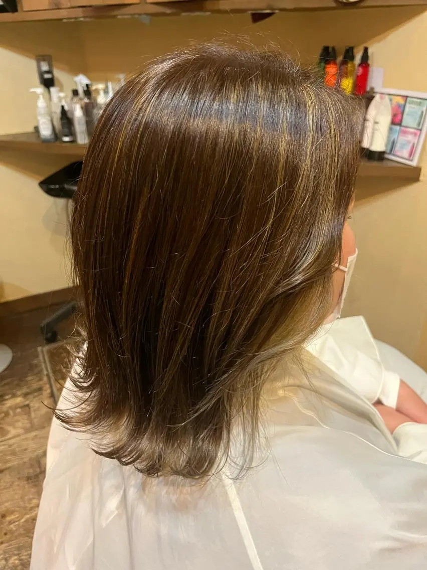 カラー デザインカラー 竹谷 千佳子のヘアスタイル