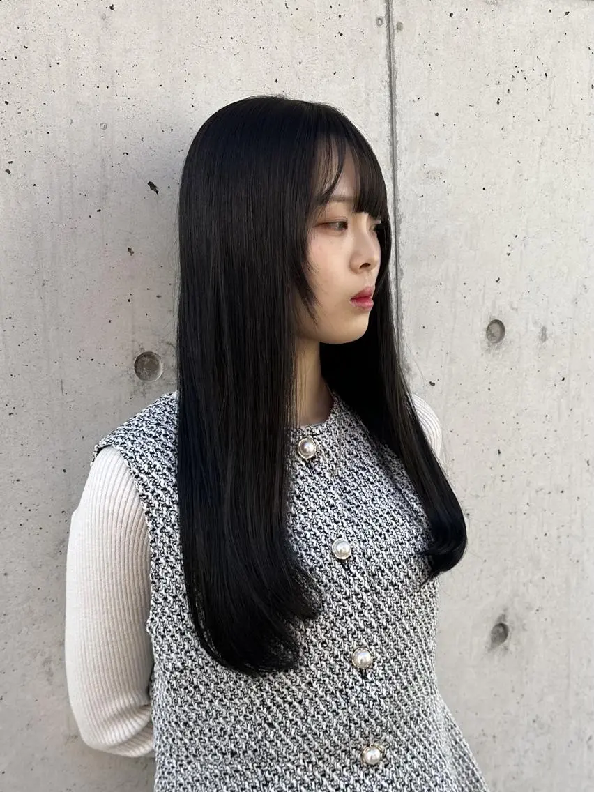 ロング カラー 透明感カラー 顔まわりレイヤー 韓国風ヘア レイヤーカット ロング カット ヘアカラー トリートメント 要プライベートサロン vert🌿マルイ裏のヘアスタイル