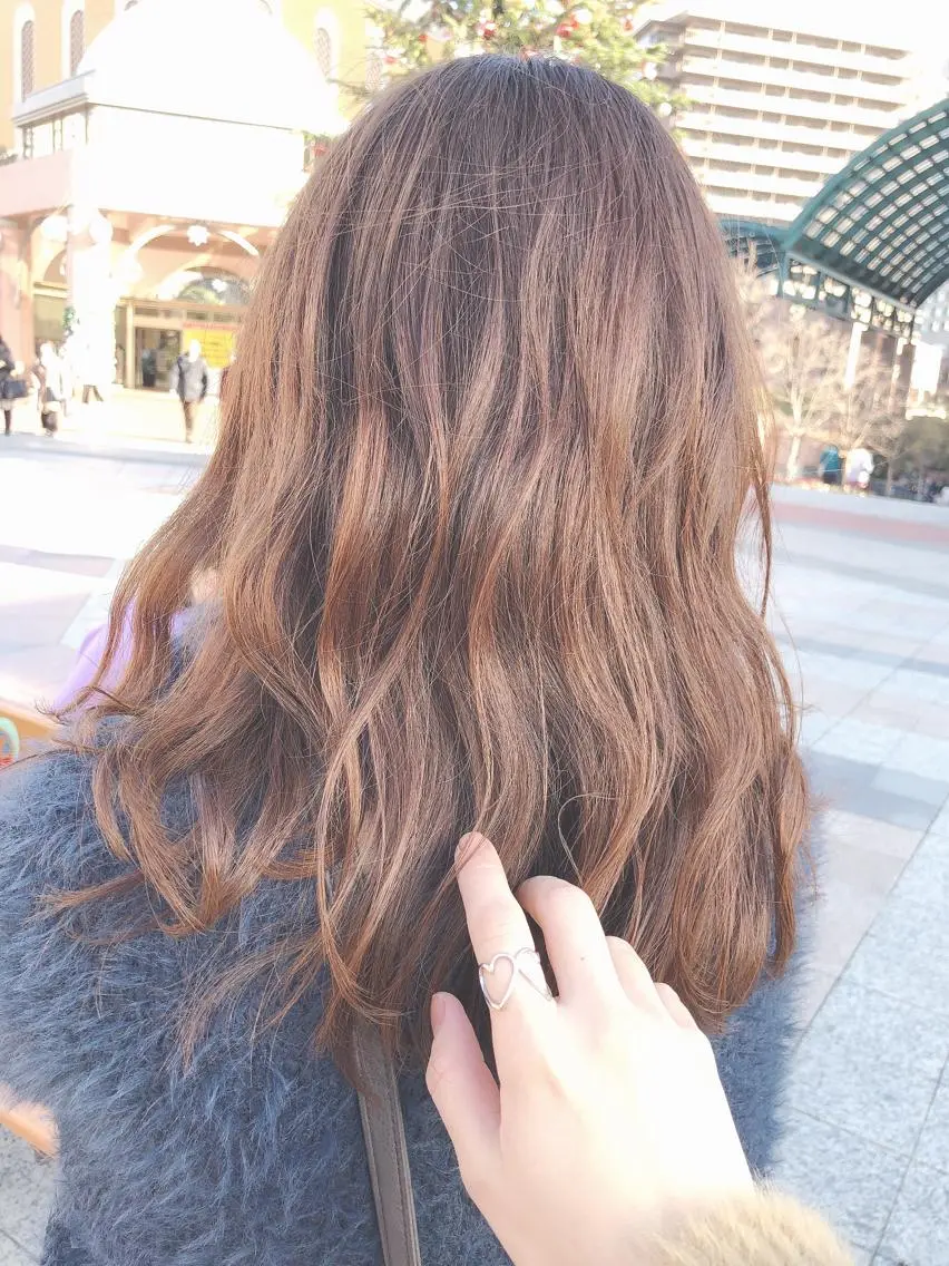セミロング カラー ブラウンカラー ヘアカラー 河原町/艶髪/西田 晴香のヘアスタイル