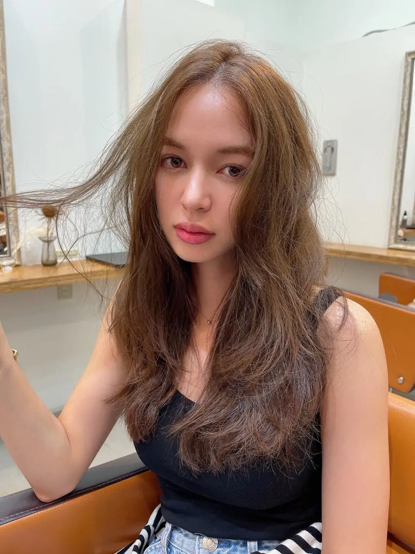 ロング カラー ベージュカラー トリートメント 髪質改善/ベージュ 🎀mikuのヘアスタイル