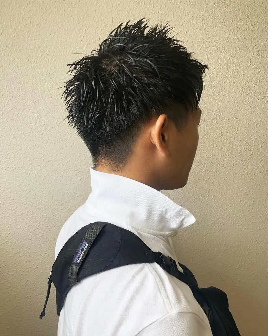 メンズ カット ヘアカラー パーマ ツキノキ ミナのヘアスタイル