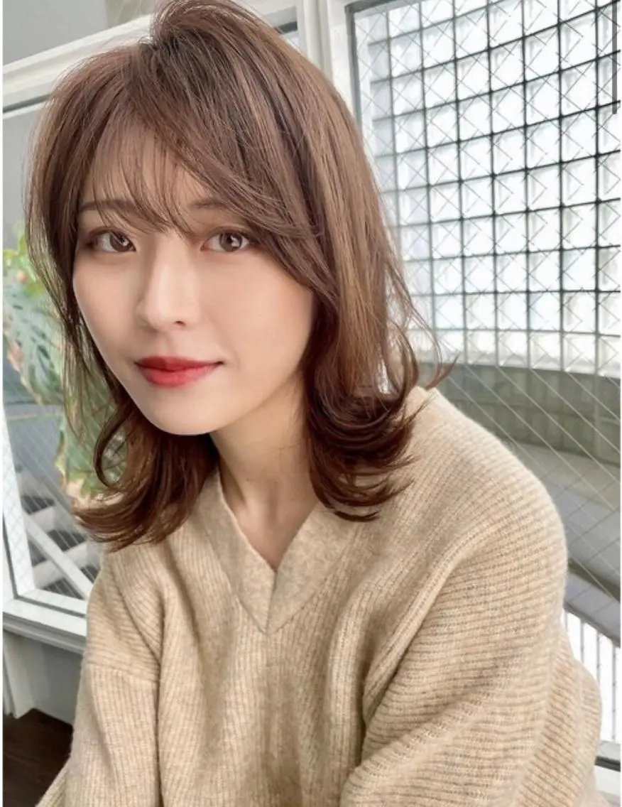 ミディアム カラー ベージュカラー ブラウンカラー ブラウンベージュ MILIA 古石　和奈のヘアスタイル