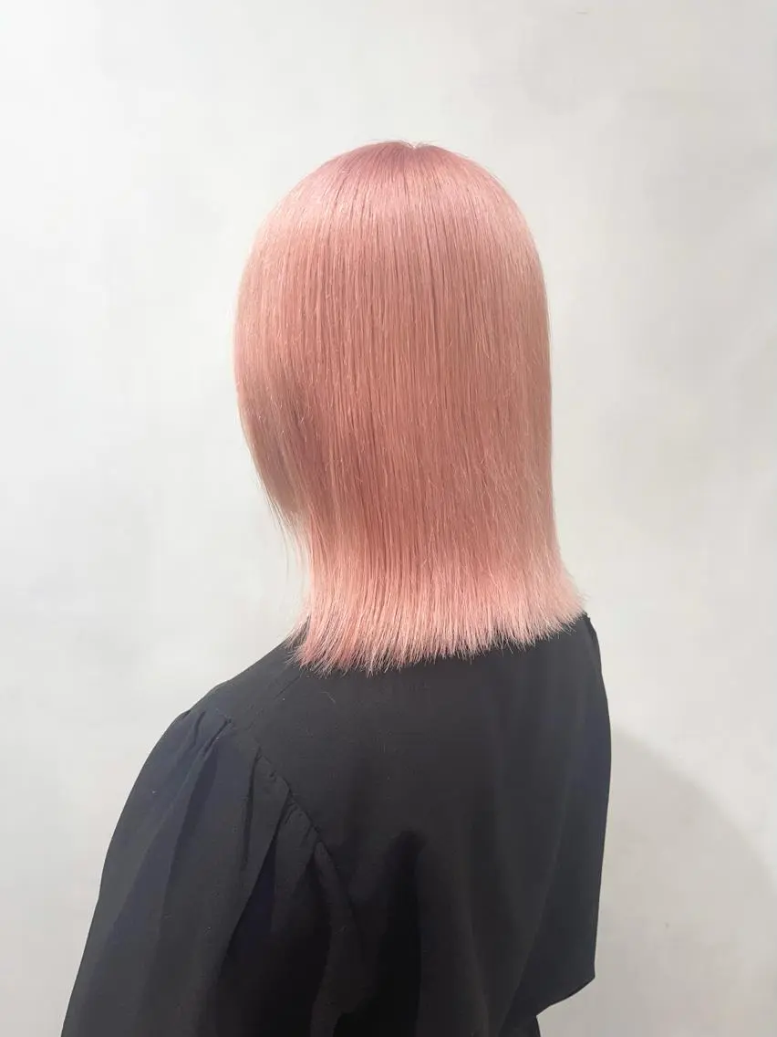 ミディアム カラー ピンクカラー ホワイトピンク ヘアカラー トリートメント 🦋レイヤーカット ミドリカワ🦋のヘアスタイル