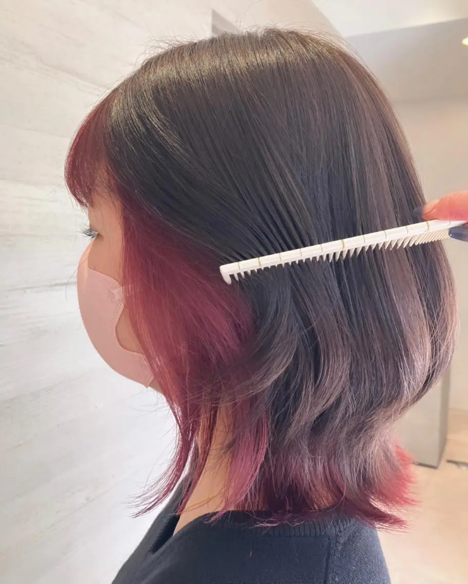 ミディアム サキ🤍ハイトーン 🩰くびれ巻きヘアのヘアスタイル