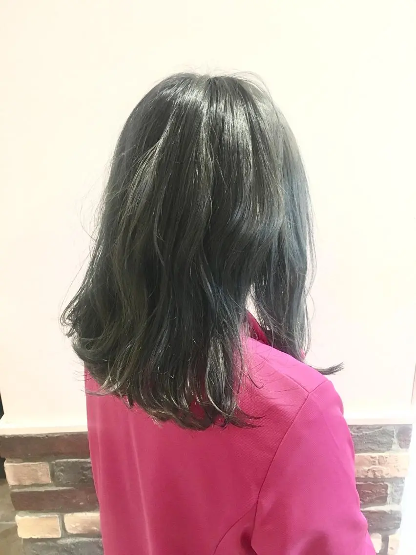 セミロング カラー パーマ ヘアアレンジ ブリーチ グレージュ 福元友梨 ディレクター✂️のヘアスタイル