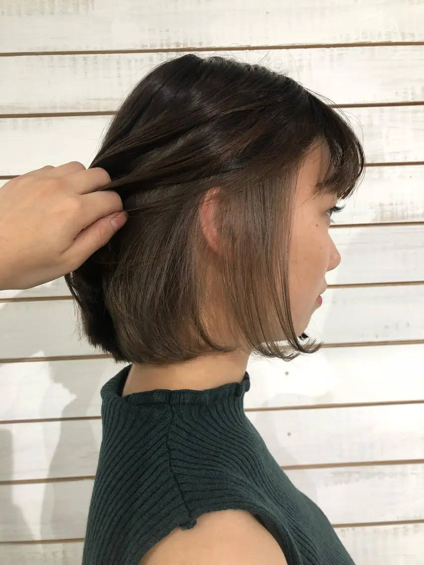 ショート カラー ヘアアレンジ ベージュカラー インナーカラー ヘアカラー 🦋美髪/エクステ 🦋アベイクミのヘアスタイル