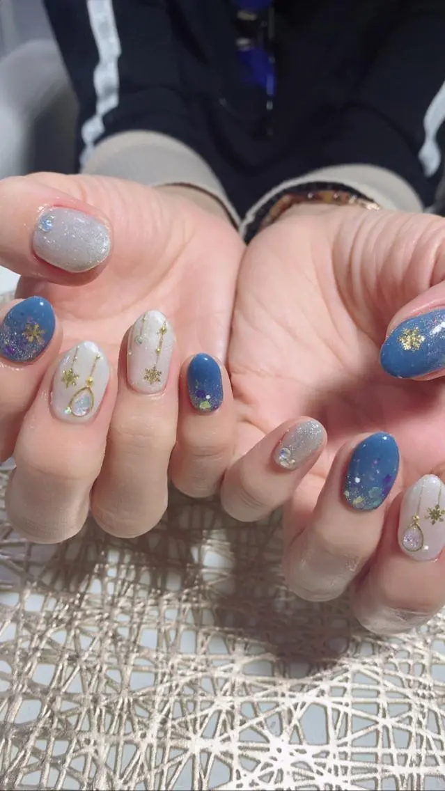 ネイル アートネイル 長さ出し ジェルネイル キラキラネイル ニュアンスネイル ハンドネイル 艶々の美爪を〜 【リリアーナ】のネイルデザイン