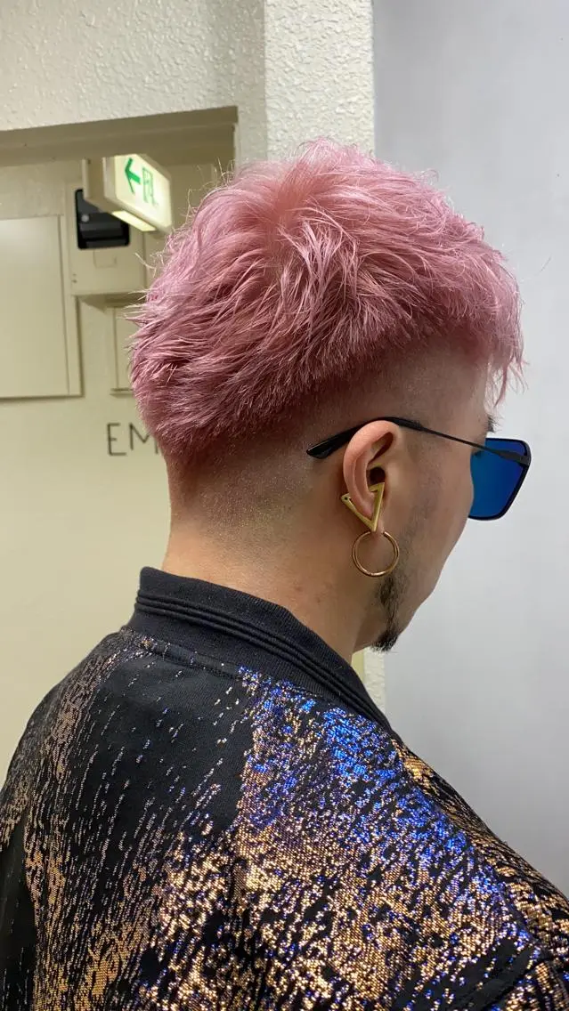 ショート カラー メンズ ピンクカラー カット ヘアカラー トリートメント 🟢NEGi🟣 🫧髪質改善のヘアスタイル