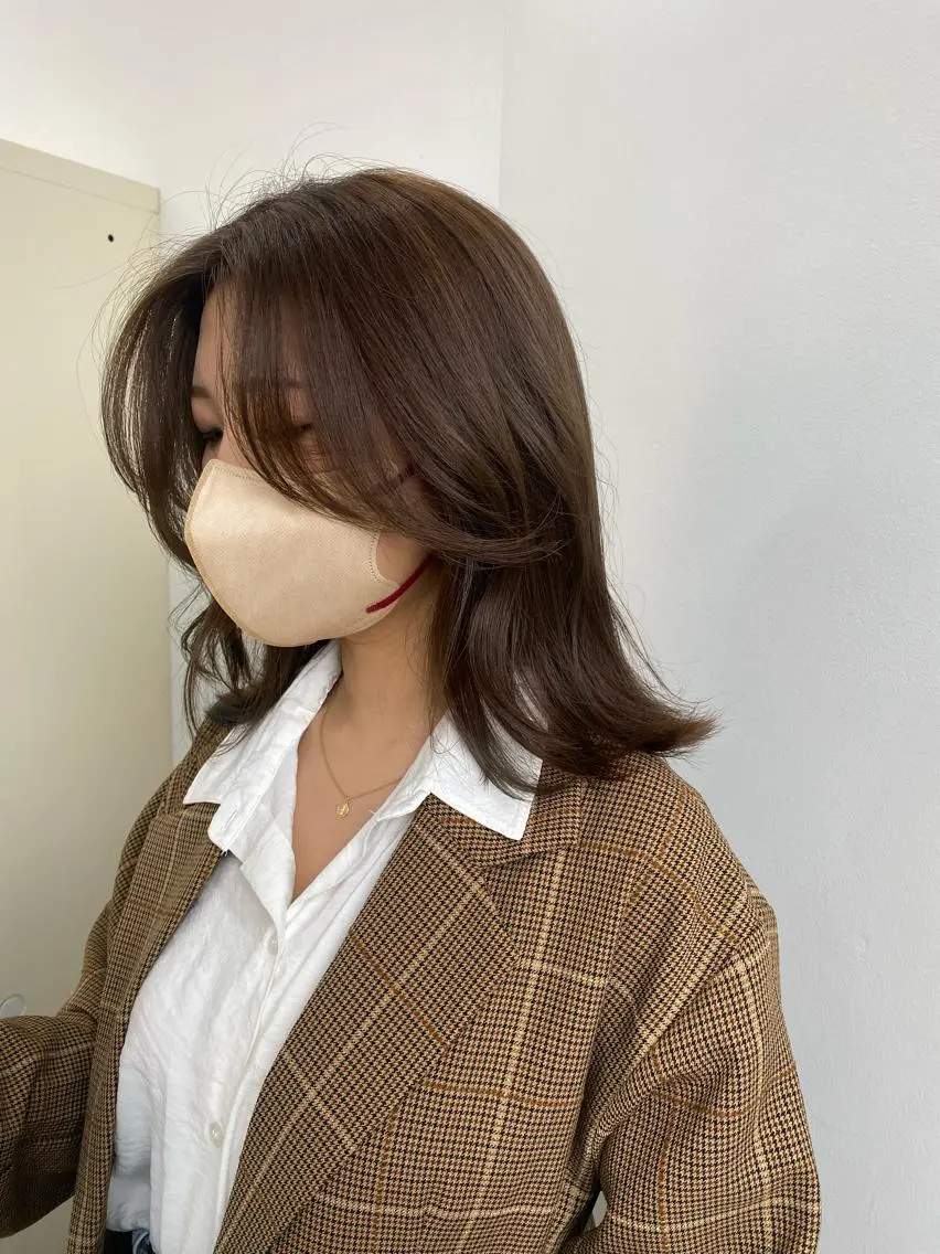 セミロング カラー ヒラノホナミ 🫧透ける艶髪🫧のヘアスタイル