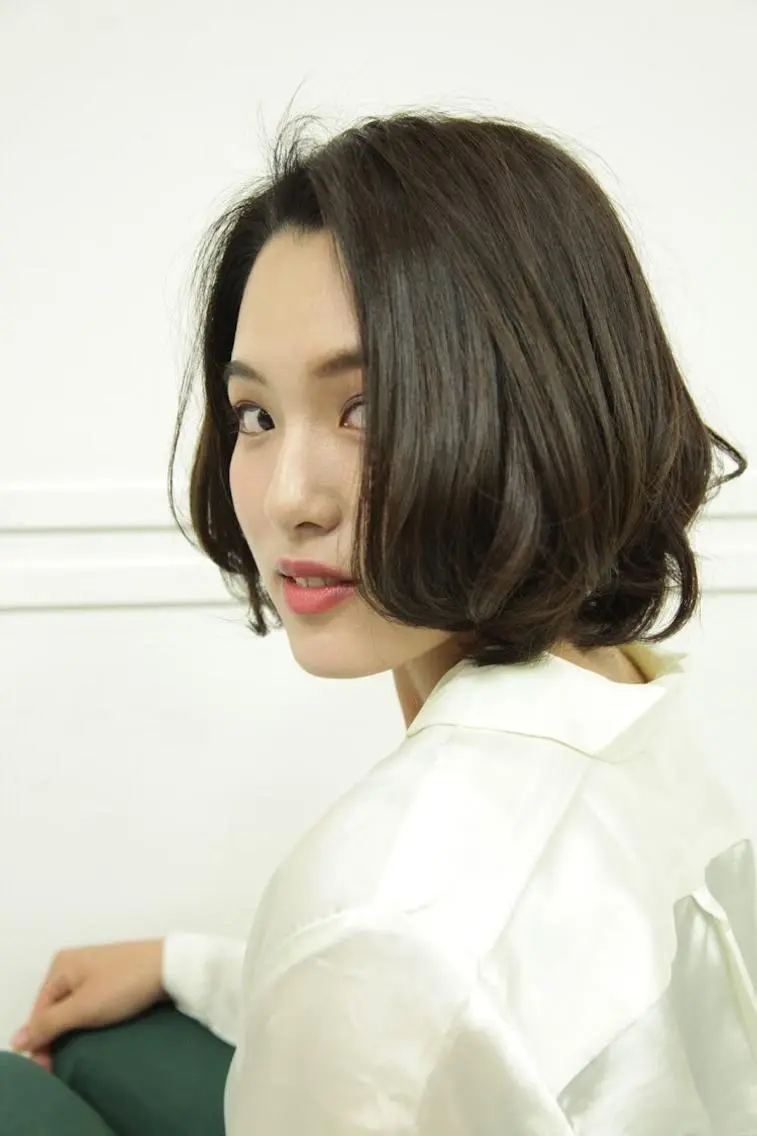 ミディアム カラー カット ヘアカラー 髪質改善/縮毛矯正 /レイヤーカット岡部のヘアスタイル